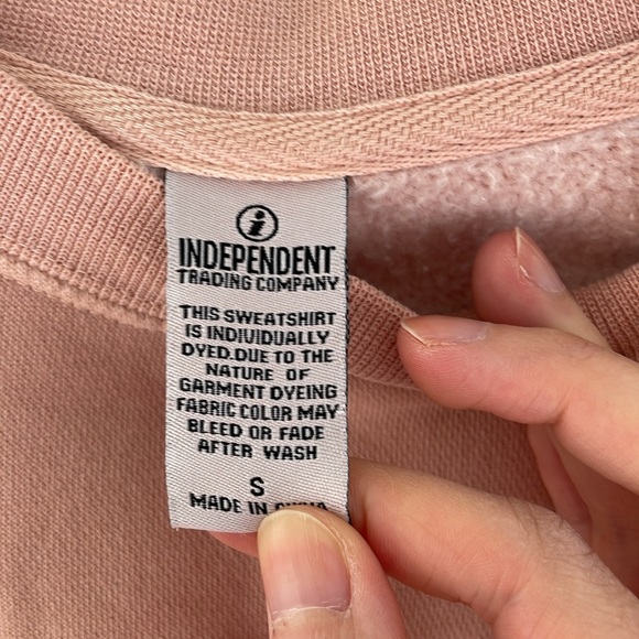 Wishes and Co. Happily Ever After Crewneck Sweatshirt - size S - blush pink - Picture 2 of 3